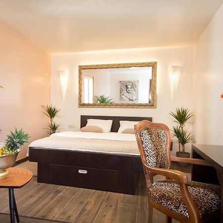 Apartment Shambala Sea View Ρόβινι Εξωτερικό φωτογραφία