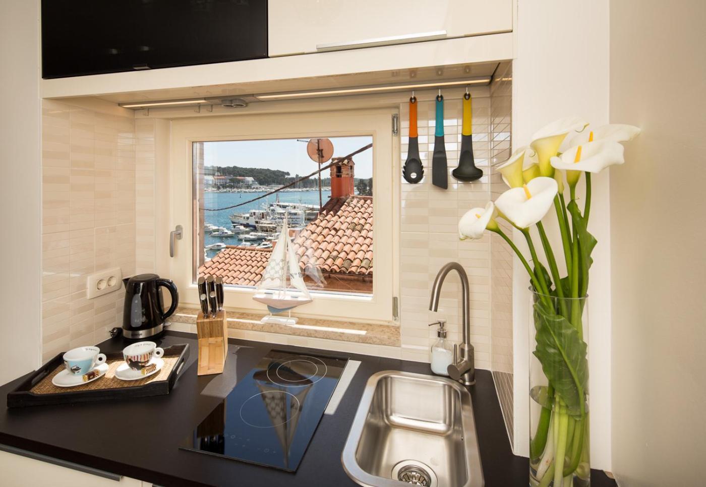 Apartment Shambala Sea View Ρόβινι Εξωτερικό φωτογραφία
